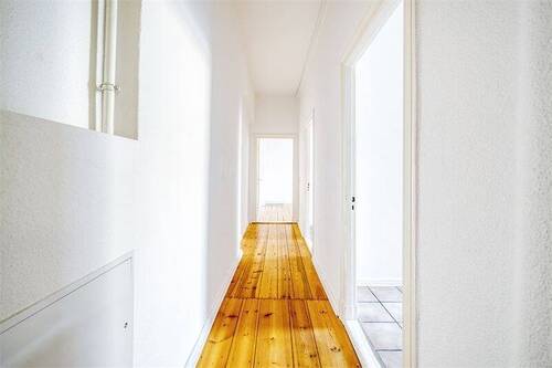 Flur - 2 Zimmer Etagenwohnung in Berlin