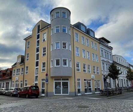 Außenansicht - Barrierearme 2-Zimmer-Wohnung mit Aufzug im Zentrum von Greifswald