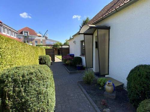 Eingang - 2 Zimmer Einfamilienhaus in Jever