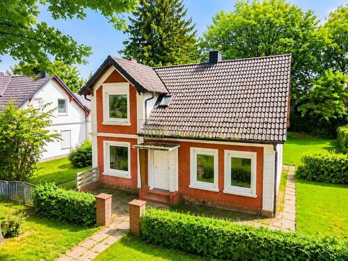 Aussenansicht - 5 Zimmer Mehrfamilienhaus, Wohnhaus zum Kaufen in Hamburg