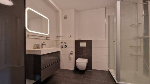 Das moderne Bad - Etagenwohnung mit 75,00 m² in Oldenburg zum Kaufen