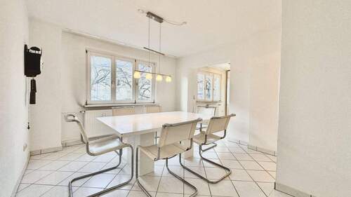 Zimmer - 3 Zimmer Etagenwohnung in Frankfurt am Main