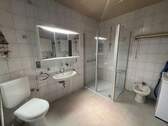 Duschbad EG-Wohnung - 