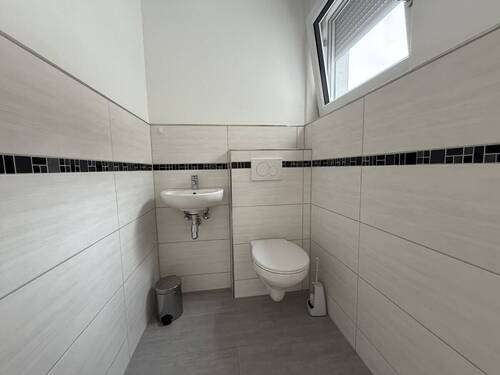 Tageslicht_Gäste-WC - 