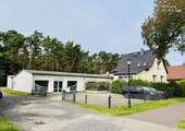Gewerbeeinheit mit Parkplatz - 
