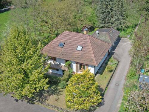 Hausansicht - 8 Zimmer Einfamilienhaus in Bammental