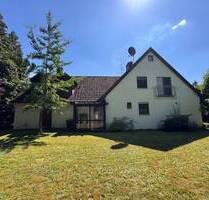 Idyllisches Einfamilienhaus samt Traumgrundstück am Reichswald in Nürnberg-Fischbach