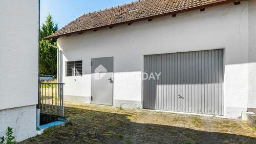 Garage - 