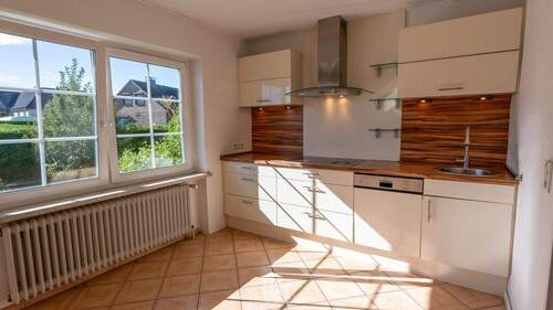 Küche - 6 Zimmer Einfamilienhaus zum Kaufen in Cuxhaven