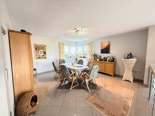 EG - Einfamilienhaus mit 430,00 m&sup2; in Überherrn / Felsberg zum Kaufen