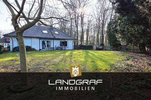 Objektansicht Garten - 6 Zimmer Mehrfamilienhaus, Wohnhaus zum Kaufen in Harpstedt