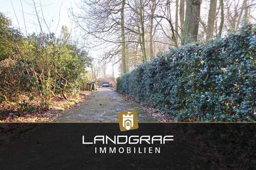 Hofzufahrt - 