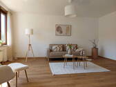 großzügiges Wohnzimmer - 