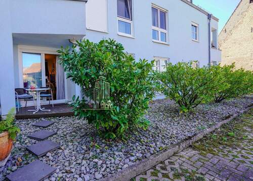 Drohnenaufnahme - ATIK: Charmante 1,5-Zimmer-Wohnung mit Terrasse