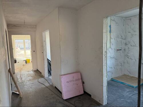 Beispiel Flur Haus 1 (Aktueller Bautenstand: 12.04.25) - 