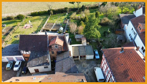 Blick auf das Nebengebäude - 