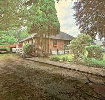 Großer Walmdach-Bungalow mit Potenzial zum schöner wohnen