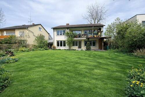 Ansicht - Mehrfamilienhaus, Wohnhaus mit 200,00 m&sup2; in Stephanskirchen zum Kaufen