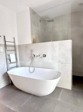 Freistehende Badewanne - 