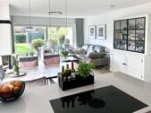 Blick ins Wohnzimmer - 