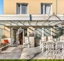 Modernes Reihenendhaus (BJ 2019) mit Terrasse, Carport & Energieeffizienzklasse B - Eckental Eschenau