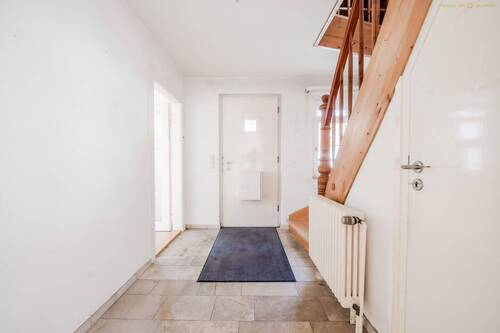 Eingang EG - Vorher - 4 Zimmer Einfamilienhaus zum Kaufen in Aulendorf