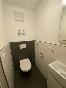 WC - 