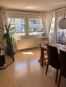 Wohn-Esszimmer - Helle, familienfreundliche 4-Zimmer-Wohnung mit großem Balkon