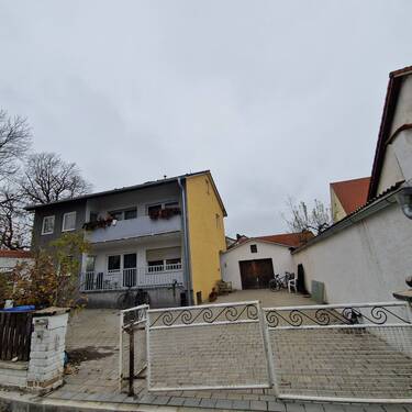 Ansicht - 8 Zimmer Mehrfamilienhaus, Wohnhaus zum Kaufen in Neustadt a.d.Donau