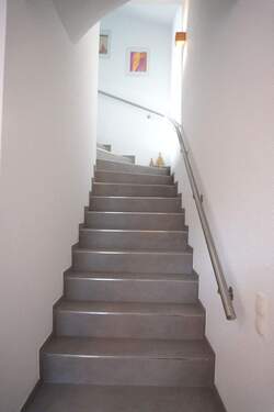 Treppenaufgang zum 1. OG - 