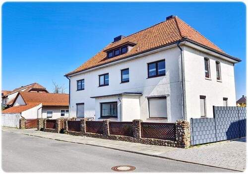 Investment oder neues Zuhause - 1 Zimmer Mehrfamilienhaus, Wohnhaus zum Kaufen in Uetze