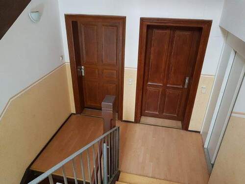 Wohnungseingangstür - Etagenwohnung mit 69,00 m&sup2; in Leipzig zur Miete