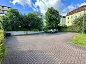 Stellplätze für das Mehrfamilienhaus - 