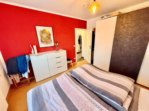 EG: Schlafzimmer - 