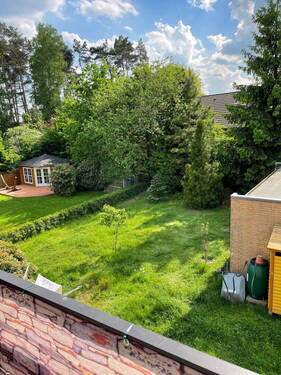 OG: Blick vom Balkon ins Grüne - 6 Zimmer Mehrfamilienhaus, Wohnhaus zum Kaufen in Buchholz