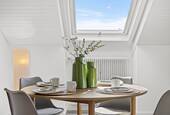 Essbereich - Sofort bezugsfertig! Modernisierte, lichtdurchflutete 3-Zi.-Wohnung in top Lage in Neutraubling