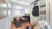 1. OG Schlafzimmer 2 - 