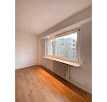 Bezugsfertige 3-Zimmer Wohnung (68qm) mit Balkon im 4. OG in Berlin-Kreuzberg - ohne Makler