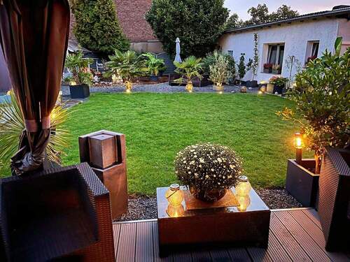 Garten - 7 Zimmer Einfamilienhaus in Duisburg