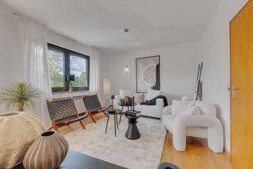 Wohnraum - 5 Zimmer Einfamilienhaus zum Kaufen in Meerbusch