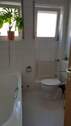 Bad mit 2 Fenstern - 