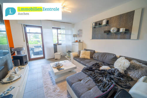 Wohnzimmer - 3 Zimmer Etagenwohnung zum Kaufen in Aachen
