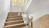 Treppenhaus 2 - 