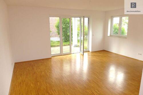 Wohnzimmer - Köln-Dellbrück: Charmante, vermietete 2-Zimmer-Wohnung mit Terrasse, Garten und TG-Stellplatz