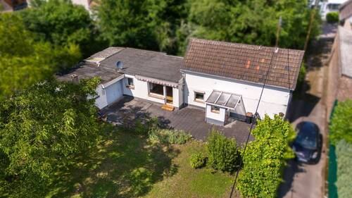 Ansicht Haus - 5 Zimmer Einfamilienhaus zum Kaufen in Köln