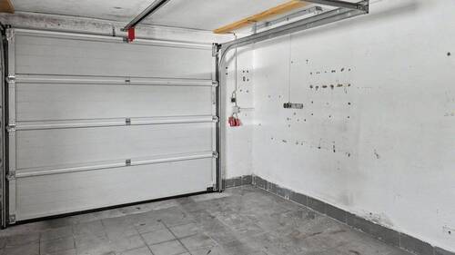 Garage - 