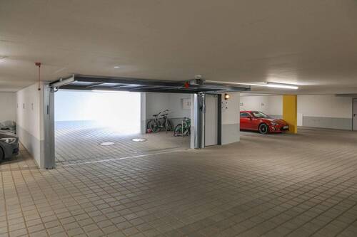 Tiefgarage - 