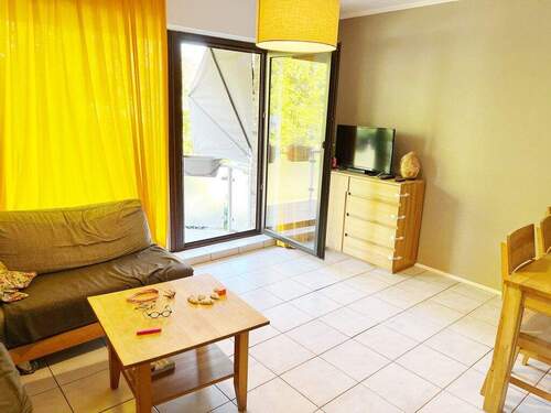 Wohnzimmer - Etagenwohnung mit 83,80 m² in Alsdorf zum Kaufen
