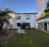 Einfamilienhaus mit großem Grundstück und viel Potential in Bestlage von Einbeck