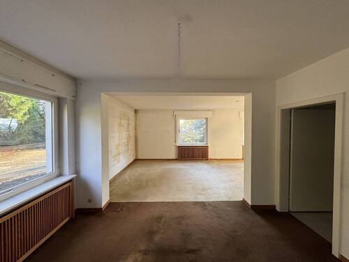 2 - 6 Zimmer Einfamilienhaus in Einbeck